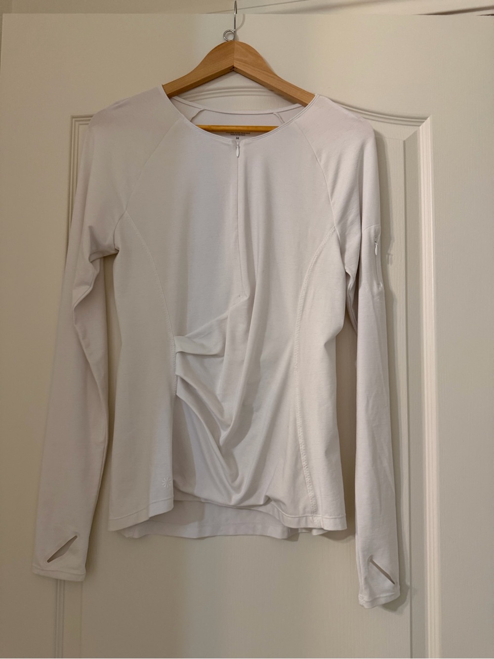 Athleta White Long Sleeve Ruched Front Top